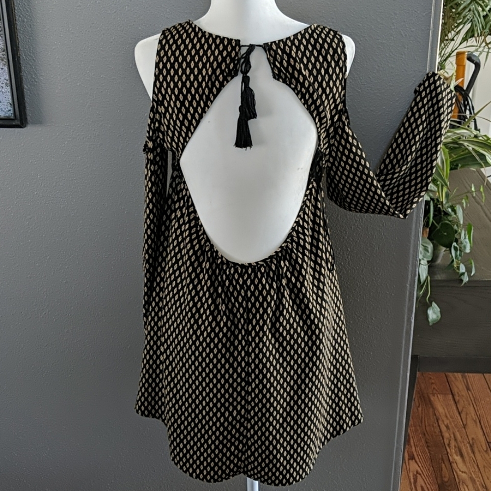 BLUSH boho cold-shoulder dress - Picture 2 of 4